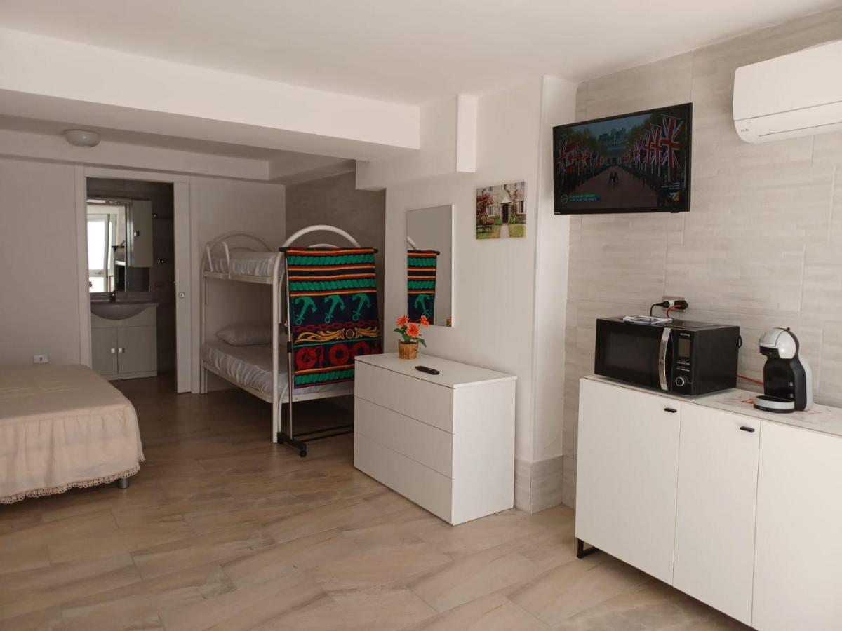 Casa Soedo Villa Torre dell'Orso Bagian luar foto